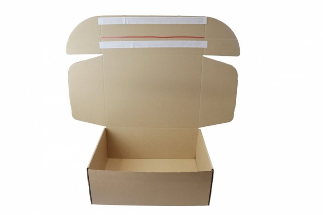 SENDBACKBOX F427 er utviklet for nettbutikk og logistikk der retur er en del av hverdagen